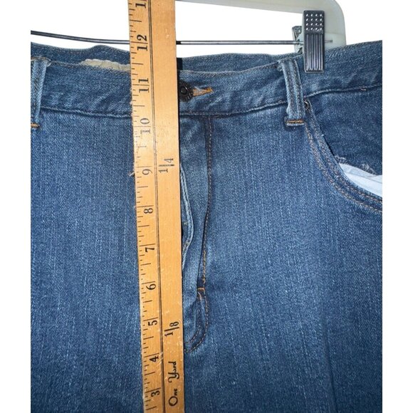 Cabelas Casuals Blue Denim Jeans Size 18  With Plaid Lining & Rolled Cuffs - Picture 10 of 10